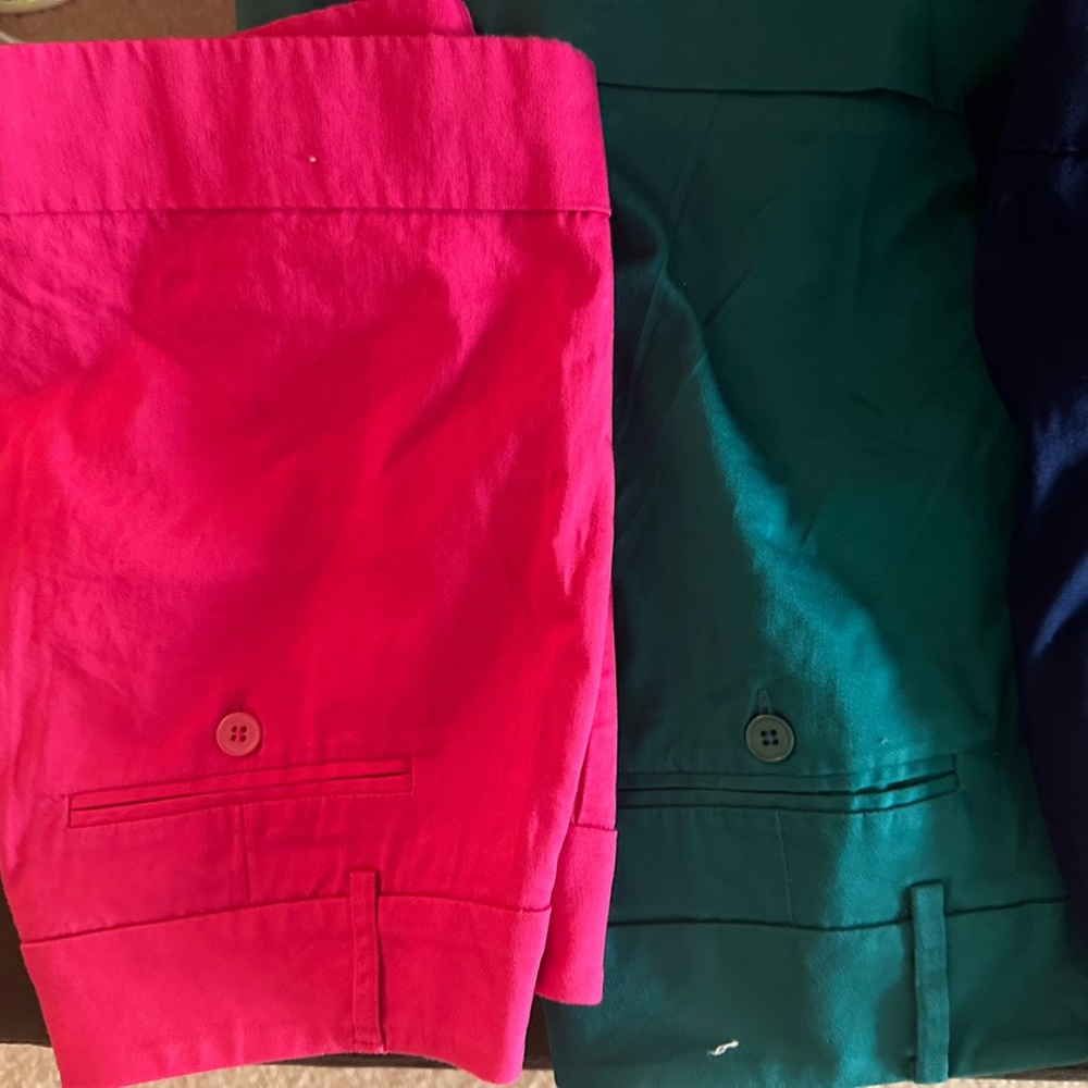 New York & Company size 10 Pink , Grey,Black &Teal Women Shorts
